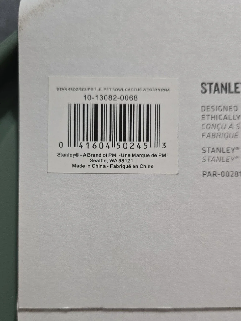 Stanley Pet Bowl in Green and Cream